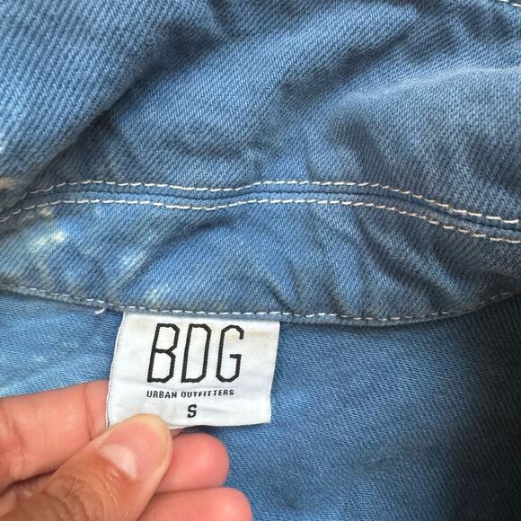 BDG Urban Outfitters Oversized Blue Denim Tie-Dye Jean Jacket Women’s Size Small - Picture 3 of 5